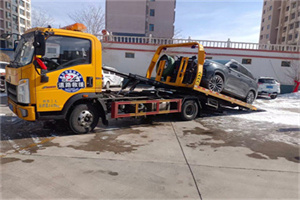 西工区救援拖车费用怎么算