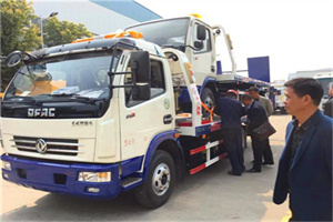 西工区汽车道路救援拖车价格